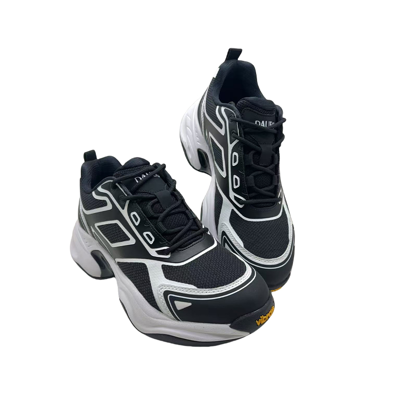 Are dad shoes really practical and fashionable for students?